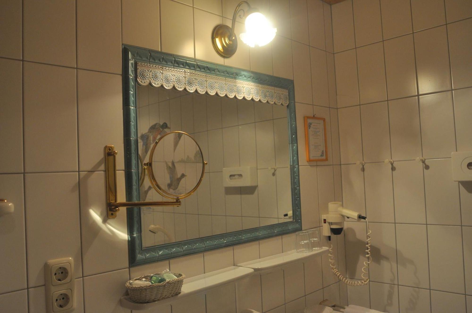 Romantikhotel Almtalhof Gruenau im Almtal Phòng bức ảnh