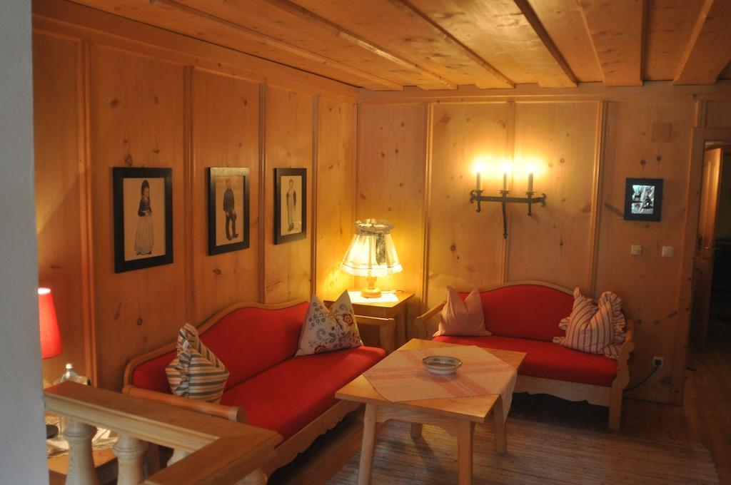 Romantikhotel Almtalhof Gruenau im Almtal Phòng bức ảnh